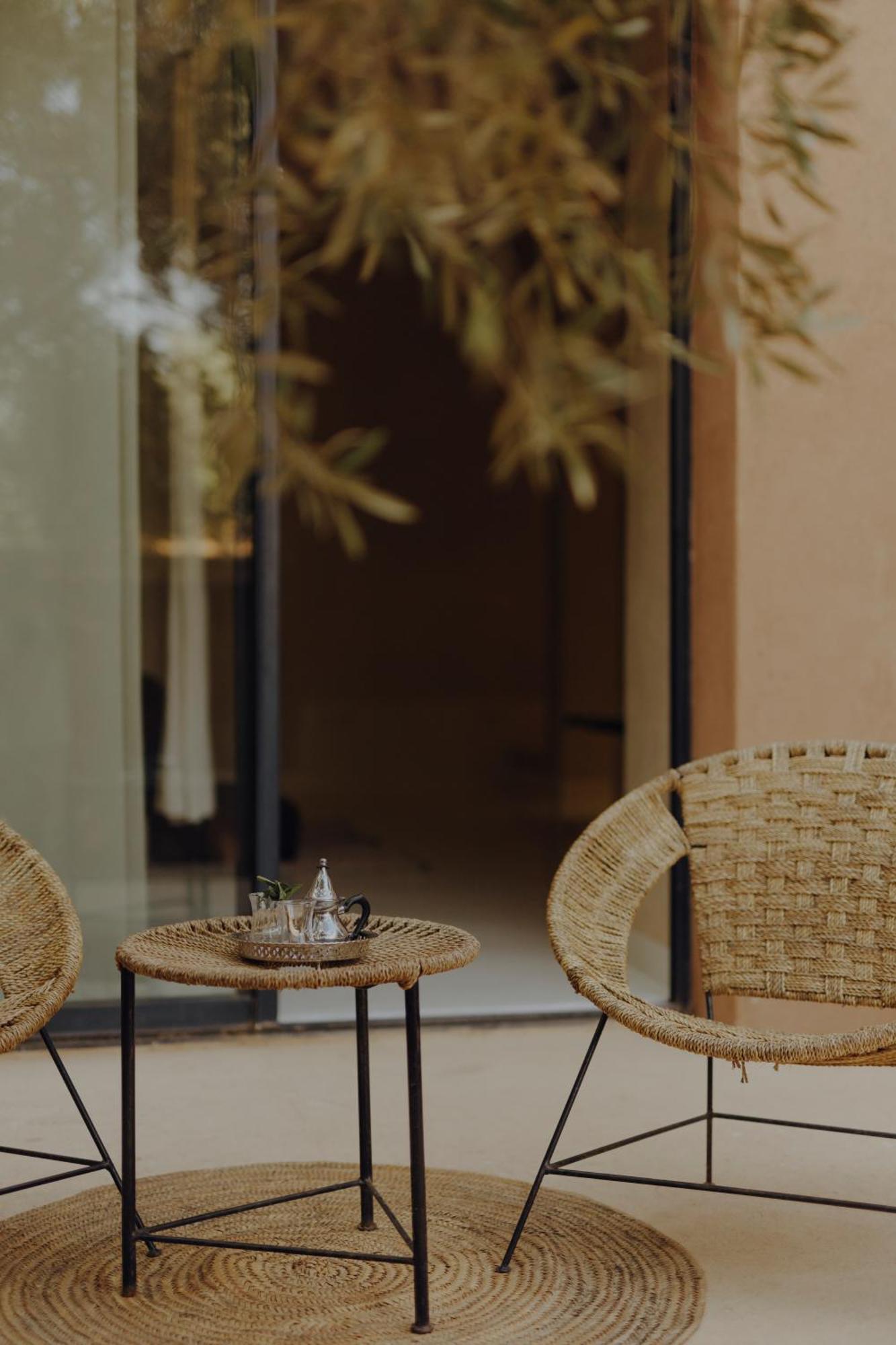 Hotel Les Roses By La Siredrah Ait Bou Zguia Exterior foto
