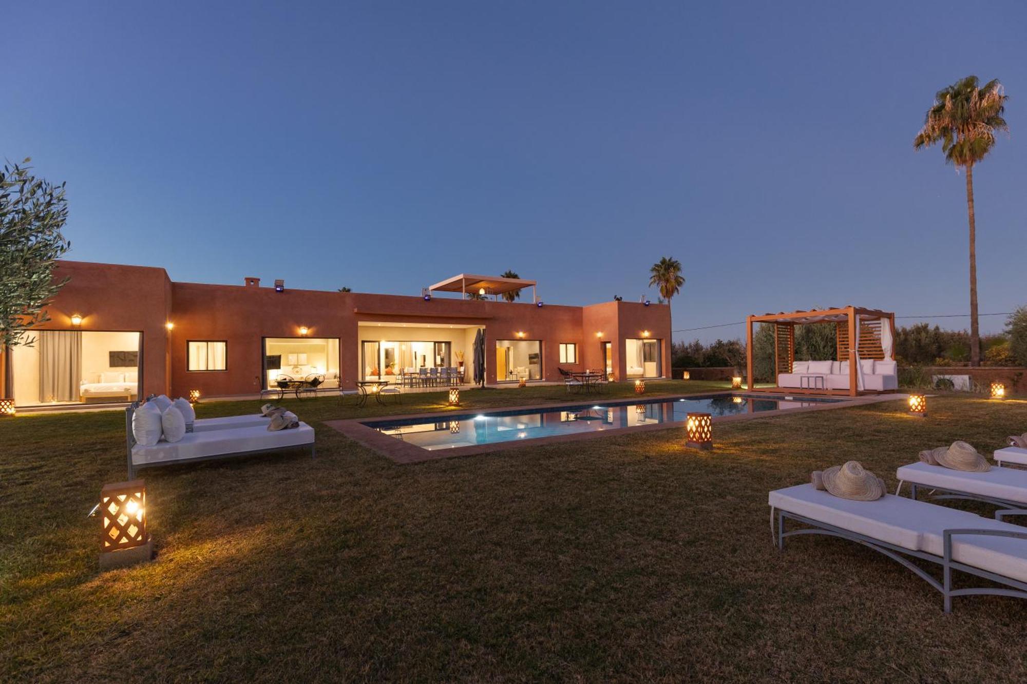 Hotel Les Roses By La Siredrah Ait Bou Zguia Exterior foto